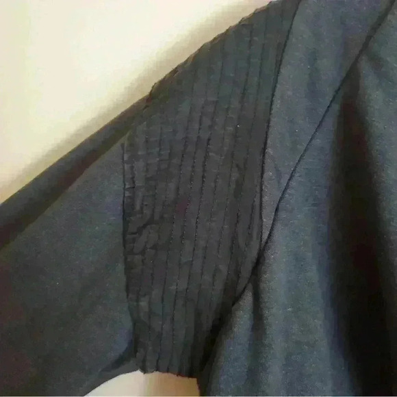 Women's Gray Sweater - Picture 3 of 5